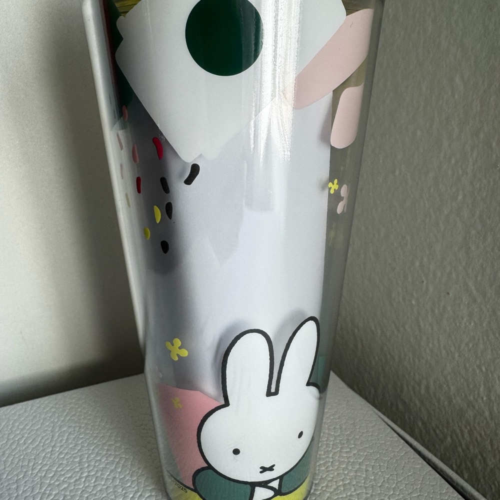 Miffy x Starbucks Water Cup with Straw - Picture 6 of 8